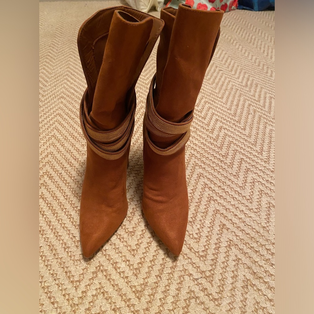 Venus camel Suede Boots - Size 8